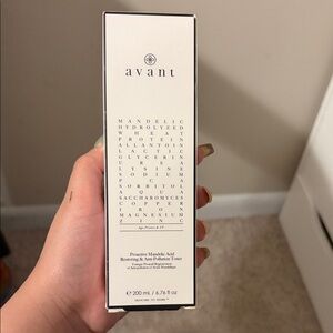 Avant Proactive Mandelic Acid Restoring & Anti-Pollution Toner - White